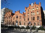 Edificio de la antigua "Electra". Fachada al Paseo de Isabel la Católica