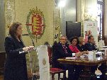 Marisa Sacristán da lectura al manifiesto