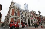 Un momento del simulacro de evacuación realilzado en uno de los torreones de la Casa Consistorial