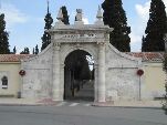 Entrada al campo santo de El Carmen