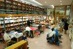 Una de las salas de la Biblioteca Municipal "Francisco JAvier Martín Abril"